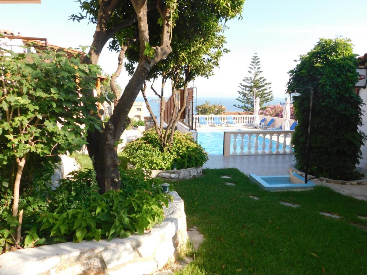 Elenis Village Achladies (Skiathos)