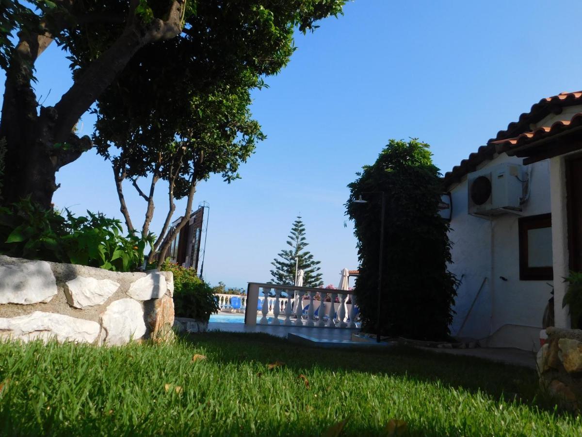 Elenis Village *