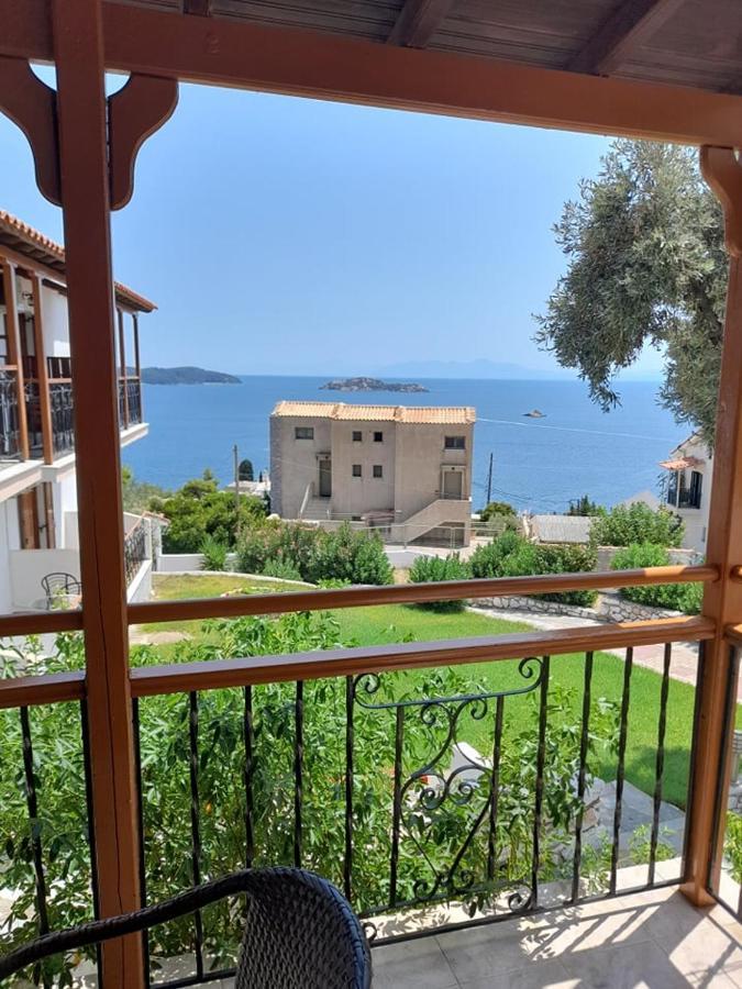 Elenis Village Achladies (Skiathos)