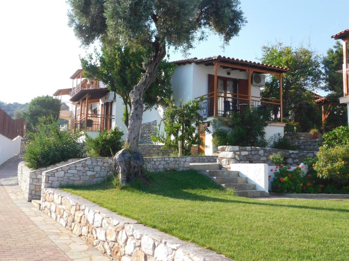 Elenis Village Achladies (Skiathos)